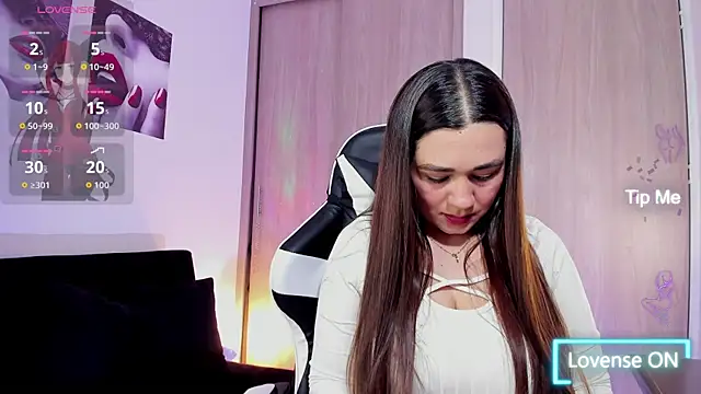 saray mendozaa online show from 04/05/26, 08:15