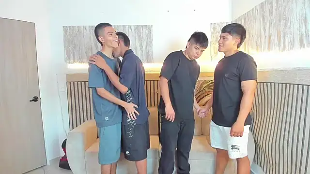 Snapshot of friendslikeplay chatting on 02/06/26, 09:22 friendslikeplay online show from 02/06/26, 09:22