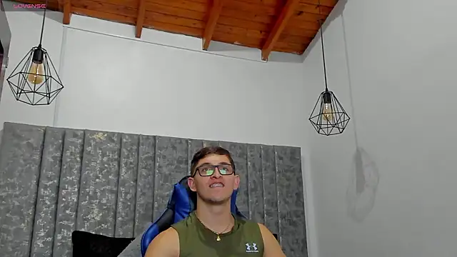 Calvin Hunter online show from 03/19/26, 01:16