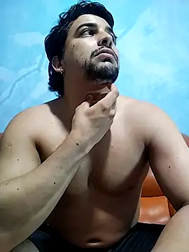 Snapshot of AxelWhitte chatting on 02/13/26, 06:52 AxelWhitte online show from 02/13/26, 06:52