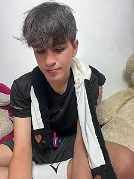 Naim TheKing online show from 02/15/26, 12:59