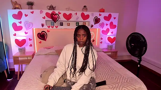 naomi campell online show from 02/14/26, 11:32