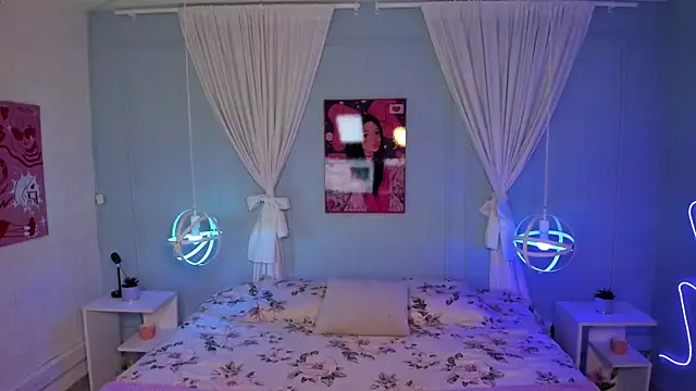 naomi campell online show from 03/16/26, 07:38