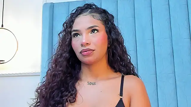 Snapshot of Scarlett-Banner chatting on 02/23/26, 03:01 Scarlett-Banner online show from 02/23/26, 03:01