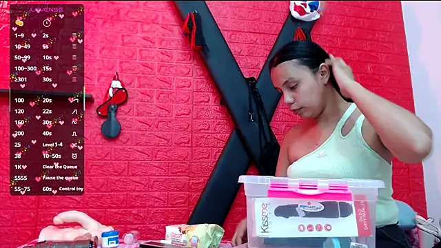 juliette18rose online show from 03/04/26, 08:27