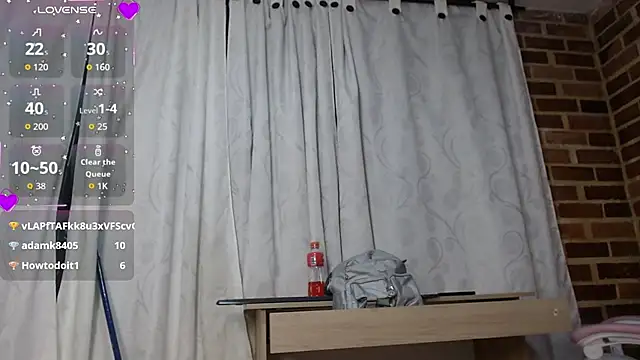 Snapshot of HannaRose- chatting on 02/08/26, 10:35 HannaRose- online show from 02/08/26, 10:35