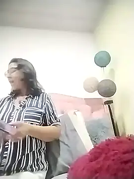 RosseLaure online show from 02/03/26, 01:38