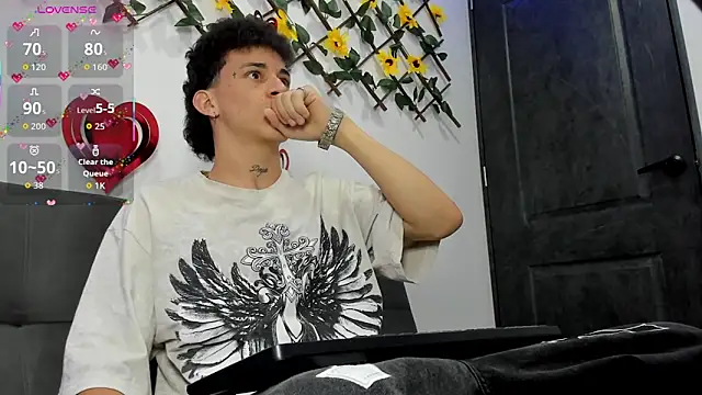 Maxxx bigcockx online show from 02/14/26, 01:28