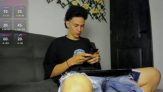 Maxxx bigcockx online show from 04/29/26, 01:32