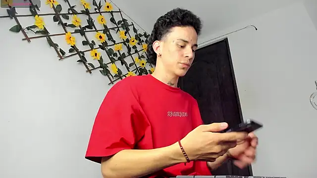 Maxxx bigcockx online show from 05/22/26, 03:26