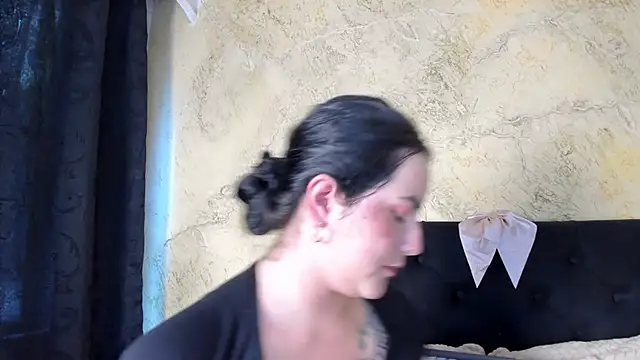 JeniferPowell nm online show from 02/04/26, 06:03