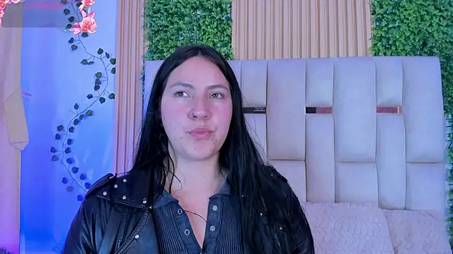 JeniferPowell nm online show from 02/25/26, 07:03