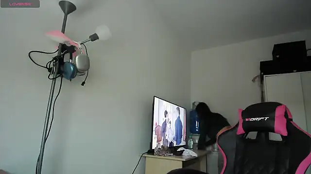 Yulian Milf online show from 03/14/26, 02:45