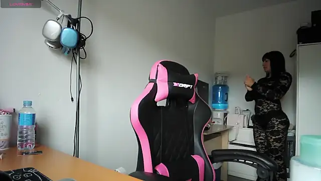 Yulian Milf online show from 03/29/26, 11:56