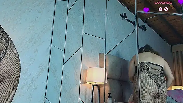 Hannahpretty- online show from 03/26/26, 10:29