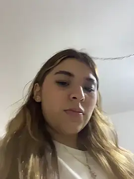 baddieasiantv online show from 05/17/26, 03:50