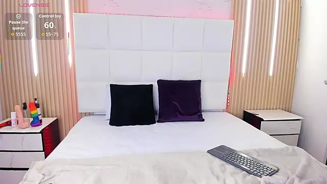 abril snow online show from 02/25/26, 08:08