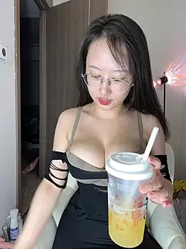 Snapshot of kaixin66 chatting on 07/28/26, 03:21 kaixin66 online show from 07/28/26, 03:21