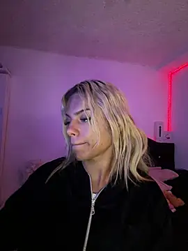 andyy x online show from 04/12/26, 06:49