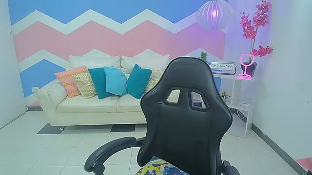 mayli marie online show from 03/17/26, 09:51