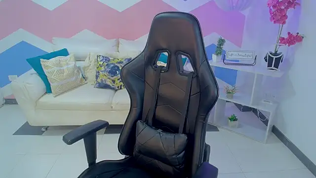 mayli marie online show from 03/31/26, 10:56