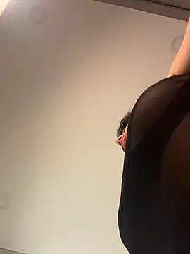 Snapshot of IrinaBlanc chatting on 02/03/26, 01:38 IrinaBlanc online show from 02/03/26, 01:38