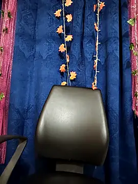 Alisha Babyy online show from 04/11/26, 02:52