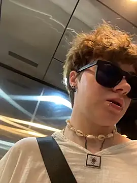 Snapshot of IceMur chatting on 03/02/26, 07:15 IceMur online show from 03/02/26, 07:15