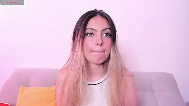 Fernanda aaaa online show from 05/16/26, 04:17