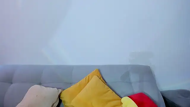 Snapshot of Fernanda_aaaa chatting on 02/25/26, 01:44 Fernanda aaaa online show from 02/25/26, 01:44