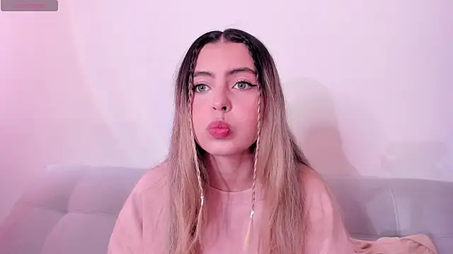 Snapshot of Fernanda_aaaa chatting on 02/24/26, 01:23 Fernanda aaaa online show from 02/24/26, 01:23