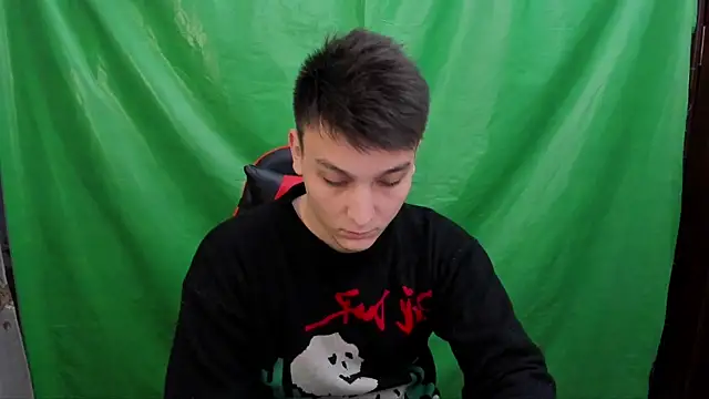 Snapshot of Justin_time111 chatting on 04/05/26, 04:41 Justin time111 online show from 04/05/26, 04:41