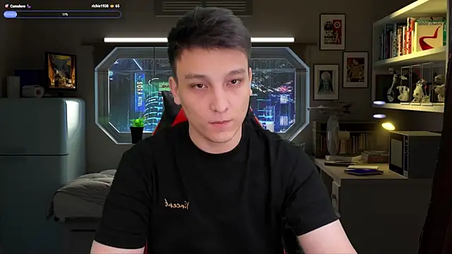 Snapshot of Justin_time111 chatting on 05/14/26, 05:43 Justin time111 online show from 05/14/26, 05:43