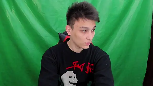 Snapshot of Justin_time111 chatting on 04/19/26, 02:29 Justin time111 online show from 04/19/26, 02:29
