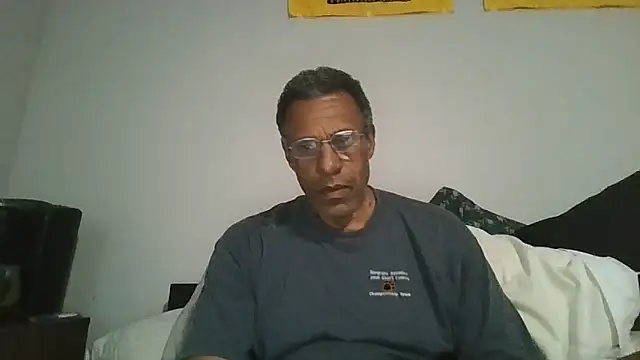 Snapshot of swimmer2496 chatting on 05/14/26, 02:30 swimmer2496 online show from 05/14/26, 02:30