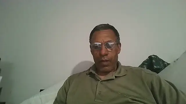 Snapshot of swimmer2496 chatting on 04/20/26, 12:57 swimmer2496 online show from 04/20/26, 12:57