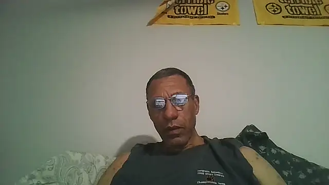 swimmer2496 online show from 02/07/26, 07:27