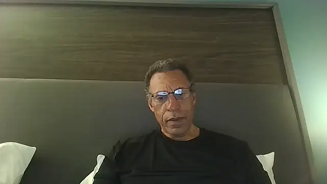 Snapshot of swimmer2496 chatting on 05/16/26, 06:45 swimmer2496 online show from 05/16/26, 06:45