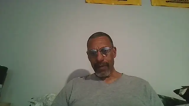 swimmer2496 online show from 03/16/26, 01:46