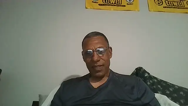 Snapshot of swimmer2496 chatting on 05/23/26, 01:48 swimmer2496 online show from 05/23/26, 01:48
