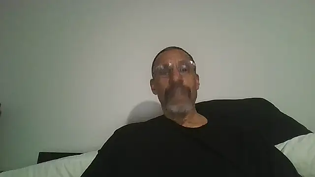 swimmer2496 online show from 03/30/26, 02:35