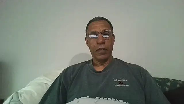 swimmer2496 online show from 04/12/26, 02:20