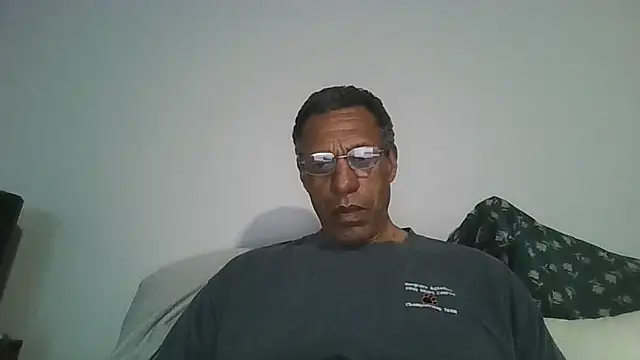 Snapshot of swimmer2496 chatting on 05/11/26, 01:29 swimmer2496 online show from 05/11/26, 01:29