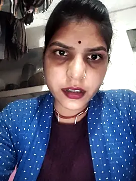 Snapshot of Radha_hot chatting on 02/11/26, 03:45 Radha hot online show from 02/11/26, 03:45