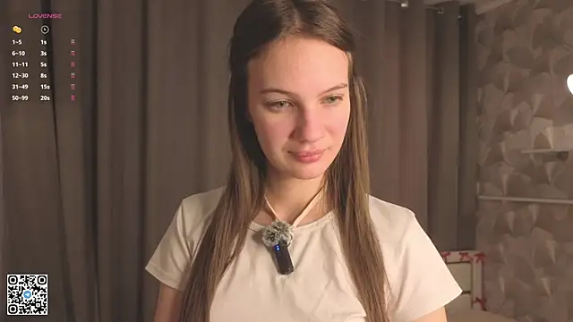 Snapshot of ShaeHeeter chatting on 02/19/26, 04:09 ShaeHeeter online show from 02/19/26, 04:09