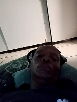 Snapshot of 01Wetlips chatting on 02/19/26, 04:42 01Wetlips online show from 02/19/26, 04:42