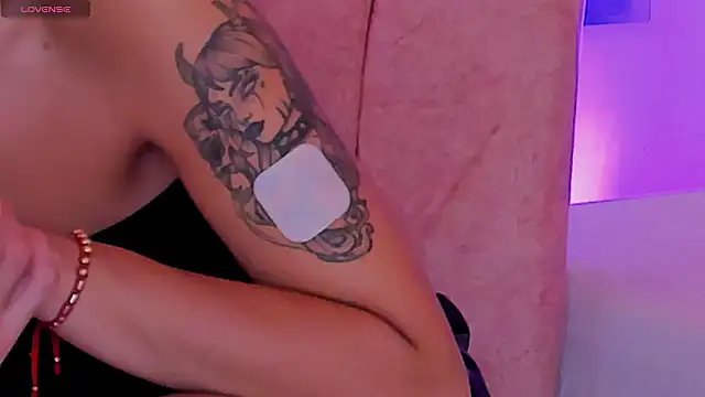 PAMELA BRANZ online show from 02/12/26, 11:54