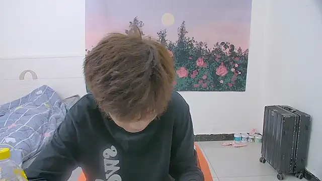 Snapshot of paofu-001 chatting on 06/15/26, 01:55 paofu-001 online show from 06/15/26, 01:55