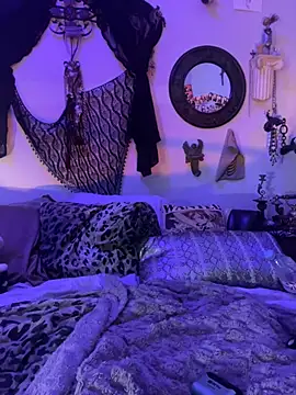 luxxlola online show from 04/08/26, 11:33