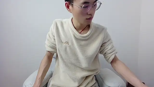 Snapshot of Aint686 chatting on 02/06/26, 10:11 Aint686 online show from 02/06/26, 10:11